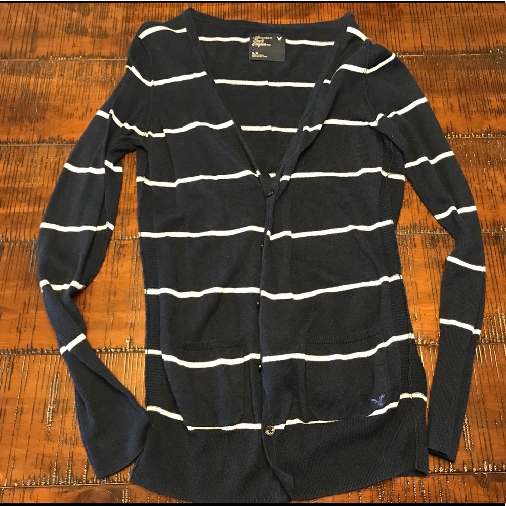 American eagle cardigan